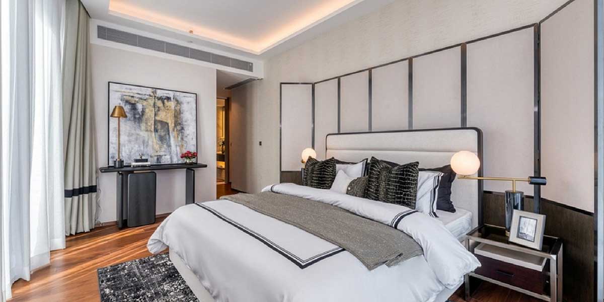 THE ESTELLE PHROM PHONG