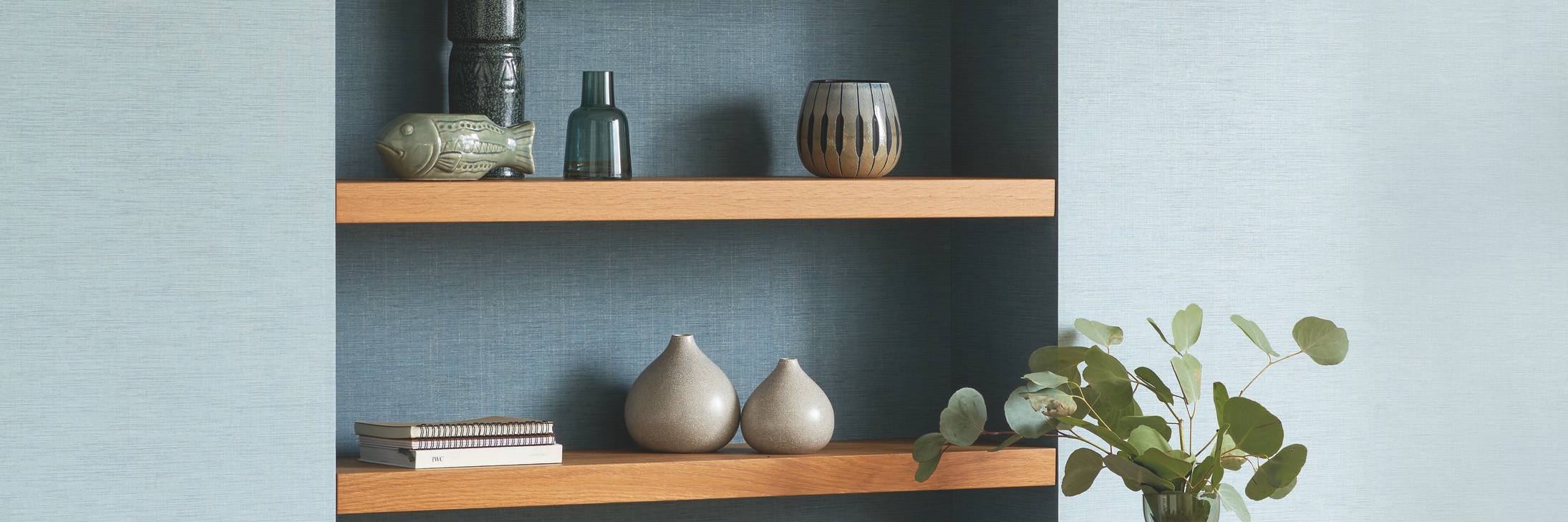 Modern | Minimal | Luxury wallpapers in plain color ideas, easy to build in and choose furniture